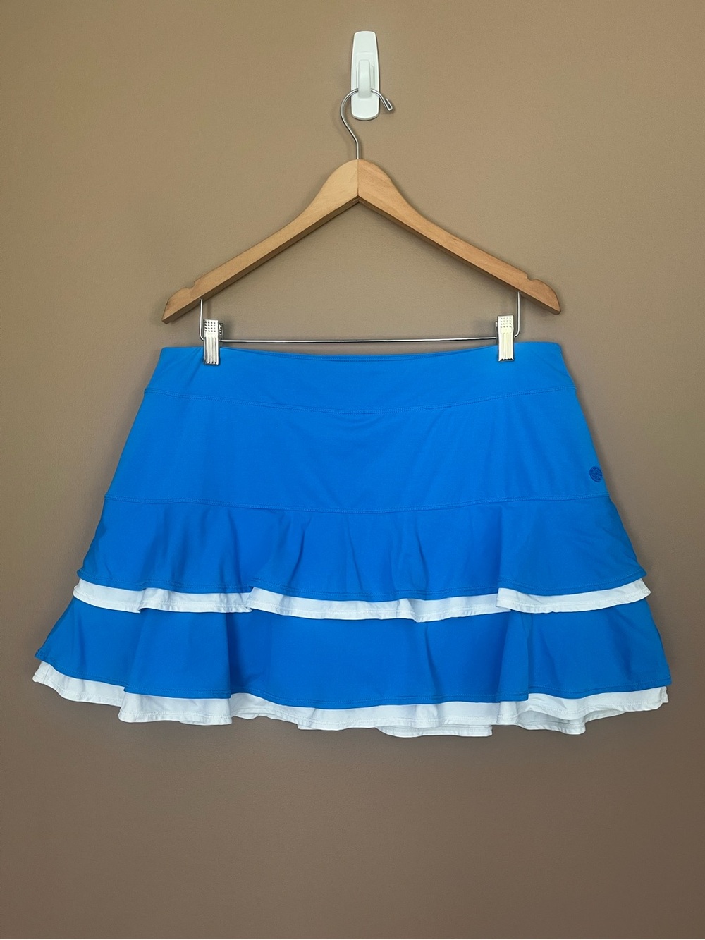 {Lilly Pulitzer} Luxletic Zela Tiered Mini Skort in Blue & White - Womens XL